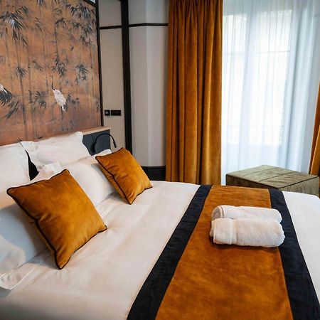 Hotel Et Restaurant Le Regina Le Puy-en-Velay Eksteriør billede